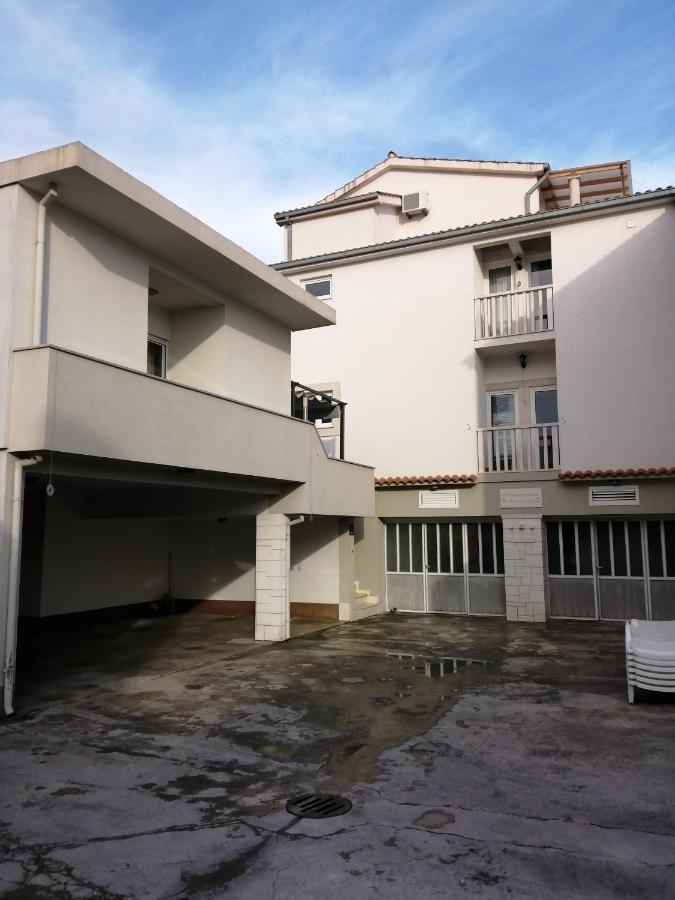 Apartments Jagoda Podstrana Exterior foto